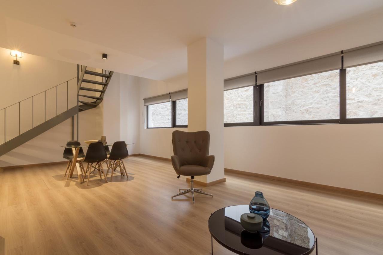 Leochares Lifestyle Apartments - Self Check-In เอเธนส์ ภายนอก รูปภาพ